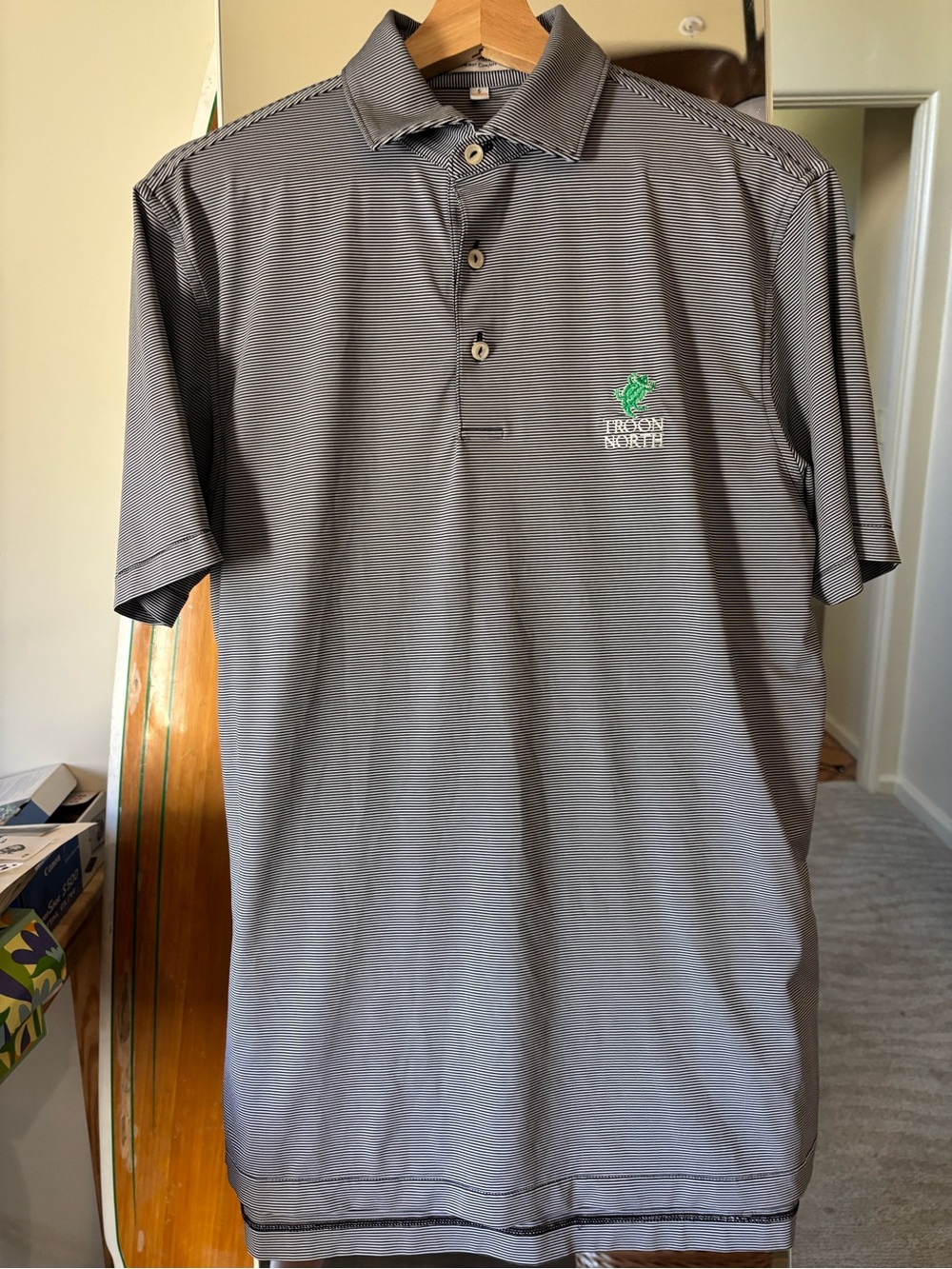 Peter Millar Grey Micro-Striped Polo w TroonNorth golf club logo Small excellent